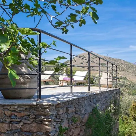 Appartement Le San Petrone-tour En Pierre En Centre Corse Entre Et Montagne *