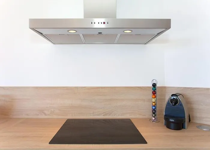 Le San Petrone-tour En Pierre En Centre Corse Entre Et Montagne Appartement