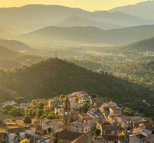 Appartamento Le San Petrone-tour En Pierre En Centre Corse Entre Et Montagne